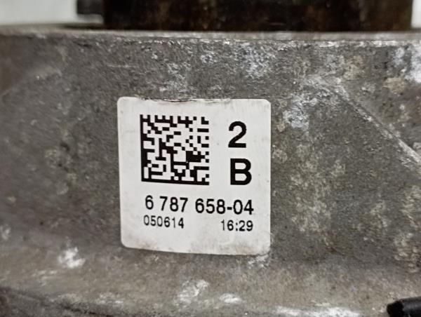 Apoio do motor BMW 1 (F21)