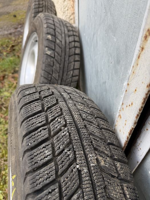 Диски з резиною 185/65R14 4x108 Dia 65,1