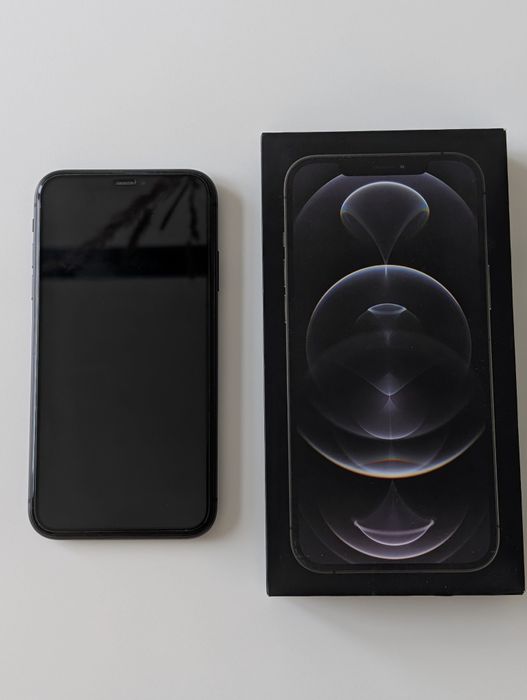 iPhone 11     128gb гарний стан