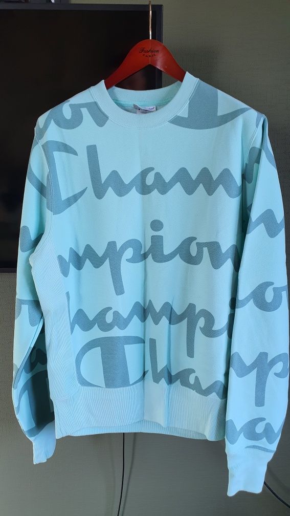 Продам кофту Champion