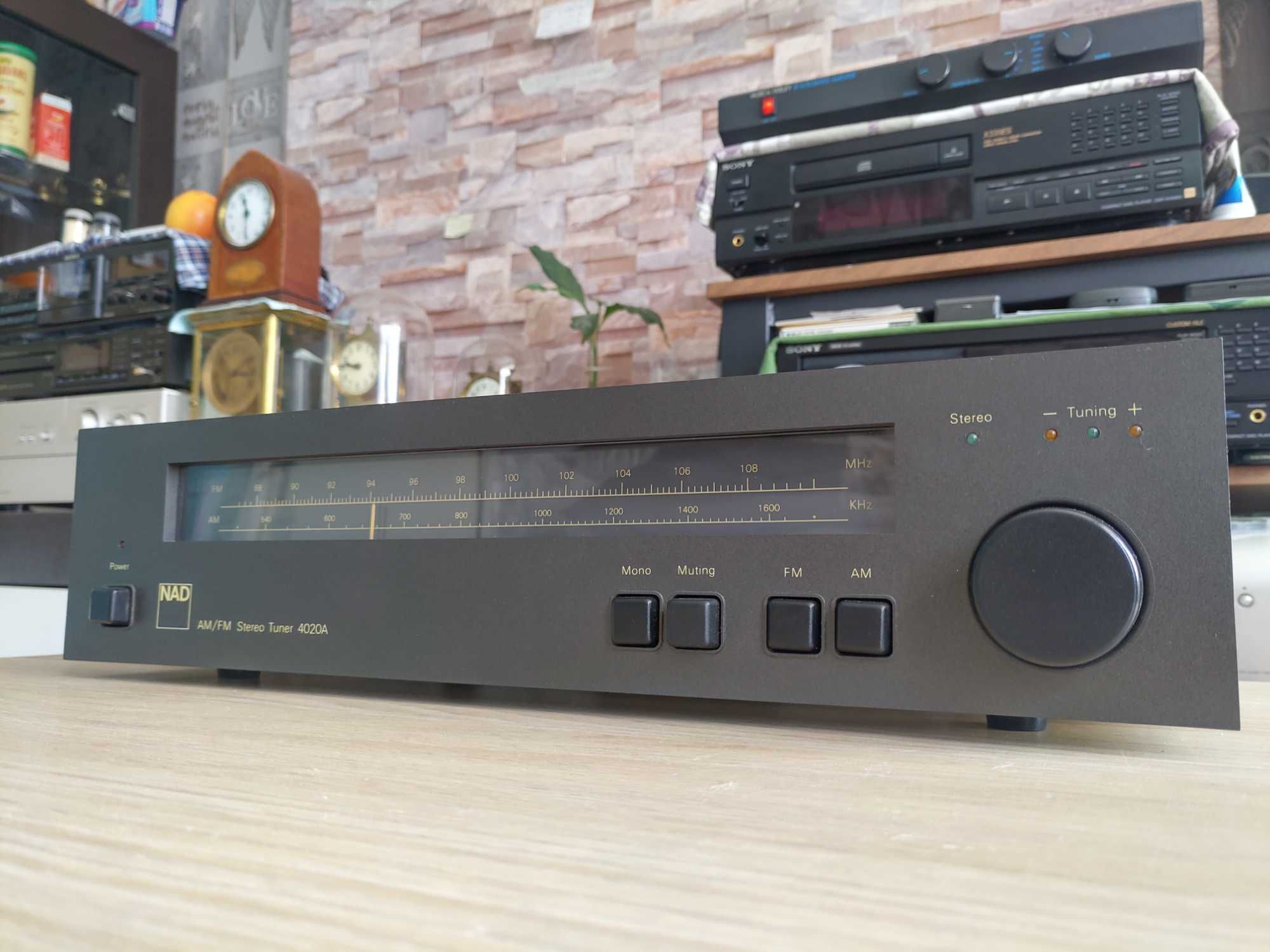 Wzmacniacz NAD 3020 Series 20 + tuner fm NAD 4020A