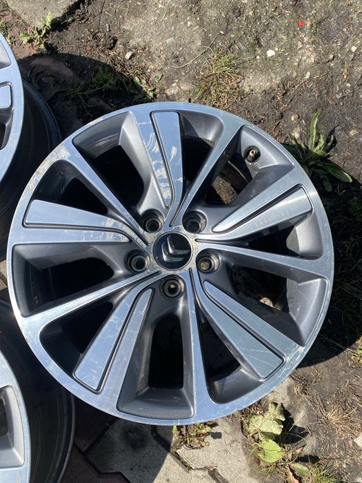 Felgi 17 Citroen C4 Picasso DS4 Berlingo Peugeot 5x108 ET50