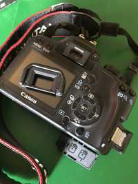 Câmera Fotografica CANON EOS 1000D + 2 Objectivas + Filtro + Mala