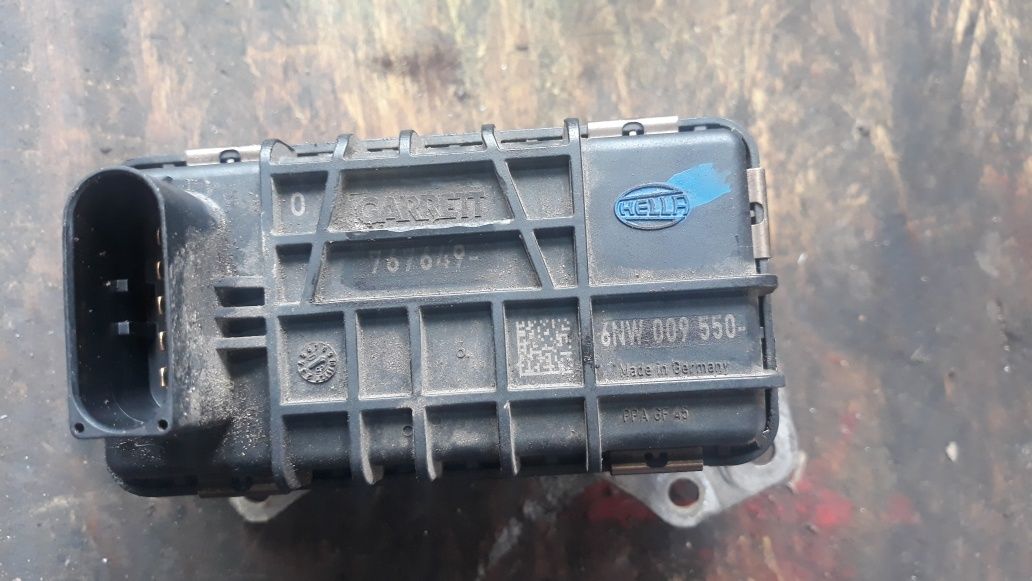 Nastawnik turbo turbiny audi a6 c6 a4 b8 a7 q7 a5 3.0 tdi CDY CDYA