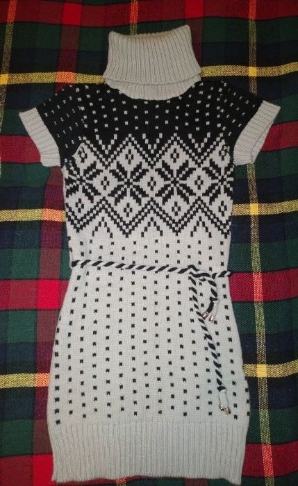 Теплий жіночий светер/плаття