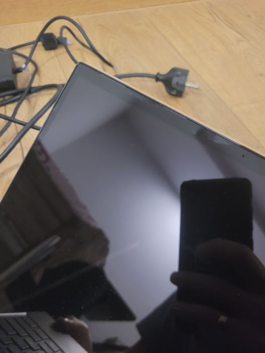 HP Spectre model : 13-af000nw