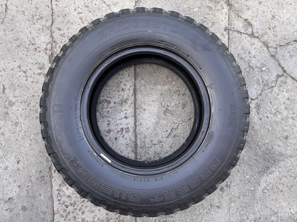 215/80 r16 Bridgestone Desert Dueler A/T всесезонка (5.5+ мм.)