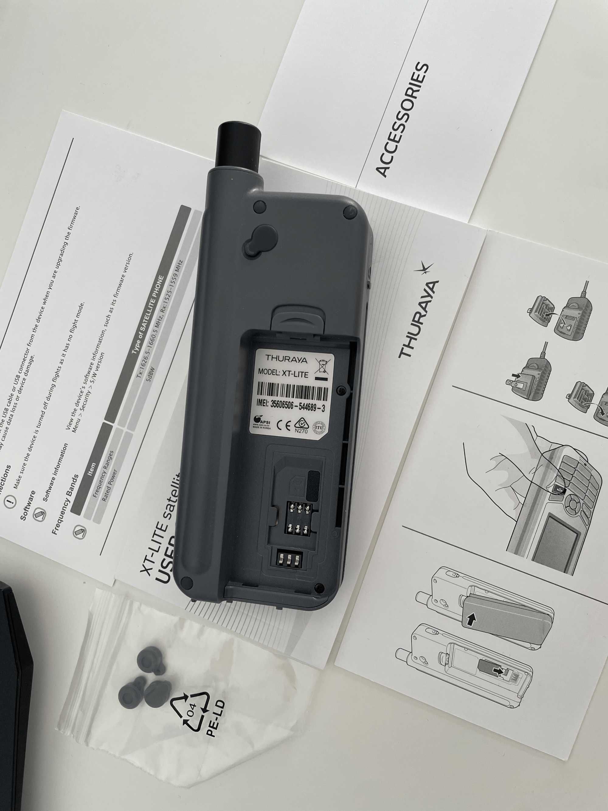 Thuraya XT-LITE, Telefon Satelitarny