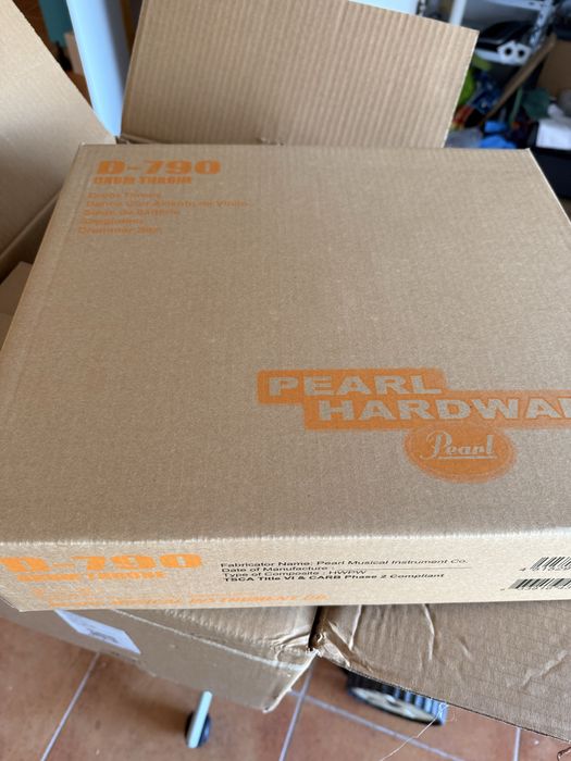 Banco de bateria Pearl D-790 – Novo na caixa