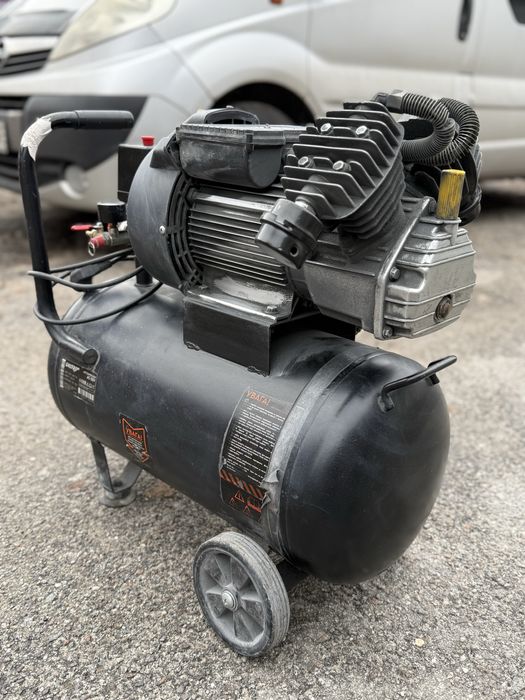 Продам компресор AC-50 V