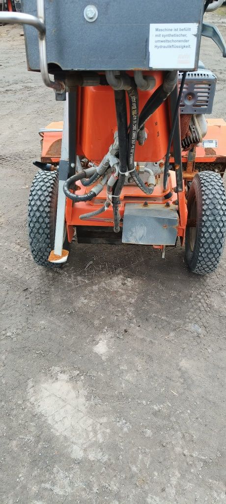 Zamiatarka uliczna hydrauliczna marki karsten 21 rok
