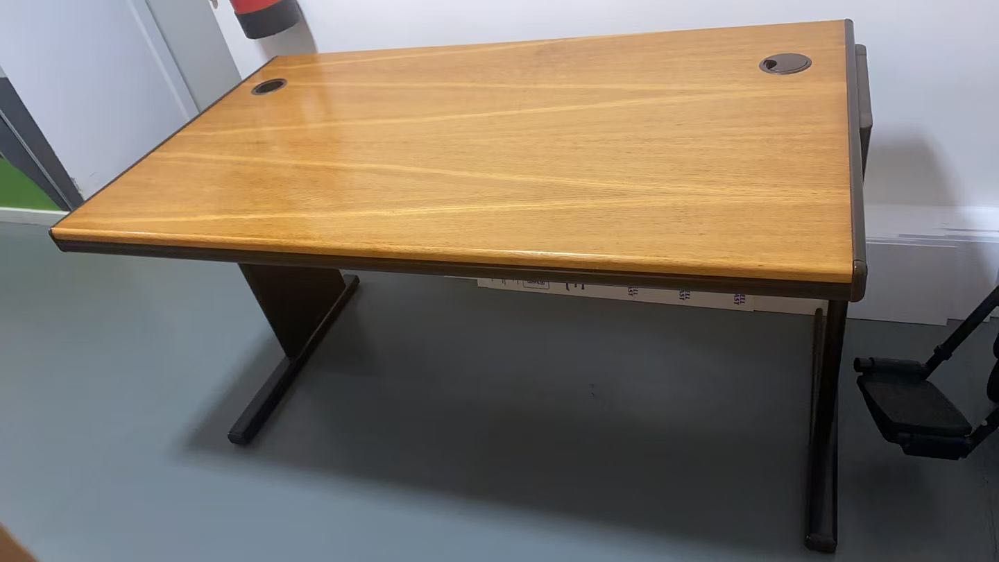 Mesa de secretária