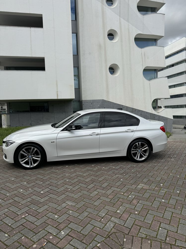 BMW serie 318d sport line, 65000km como novo,300€/ mês