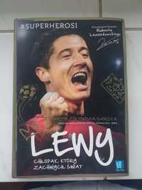 Książka #superherosi lewy