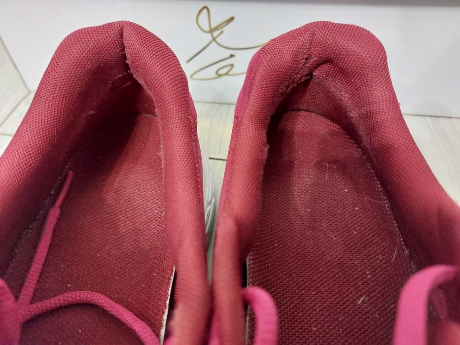 Buty damskie do biegania Asics Gel Phoenix rozmiar 40,5.