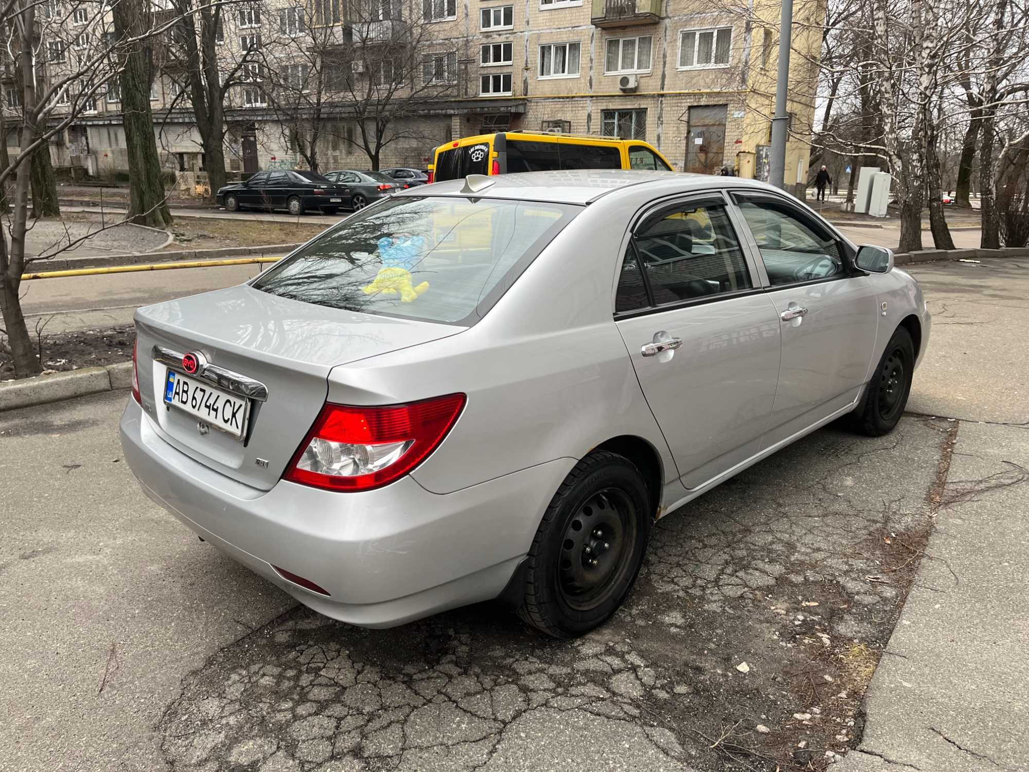 ТЕРМІНОВО - Легковий автомобіль BYD F3