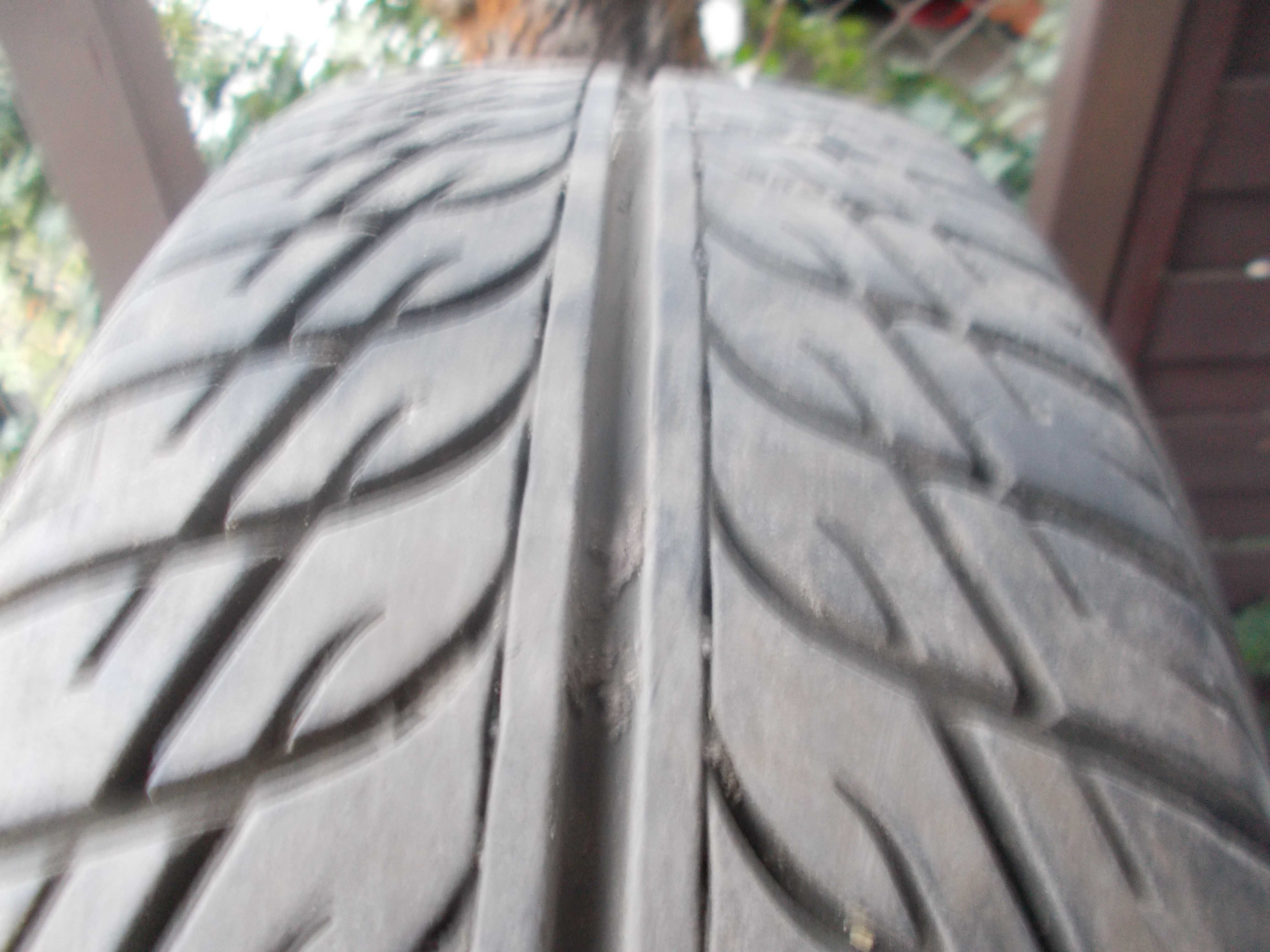 kola 185/60 r14 opel corsa uniroyal