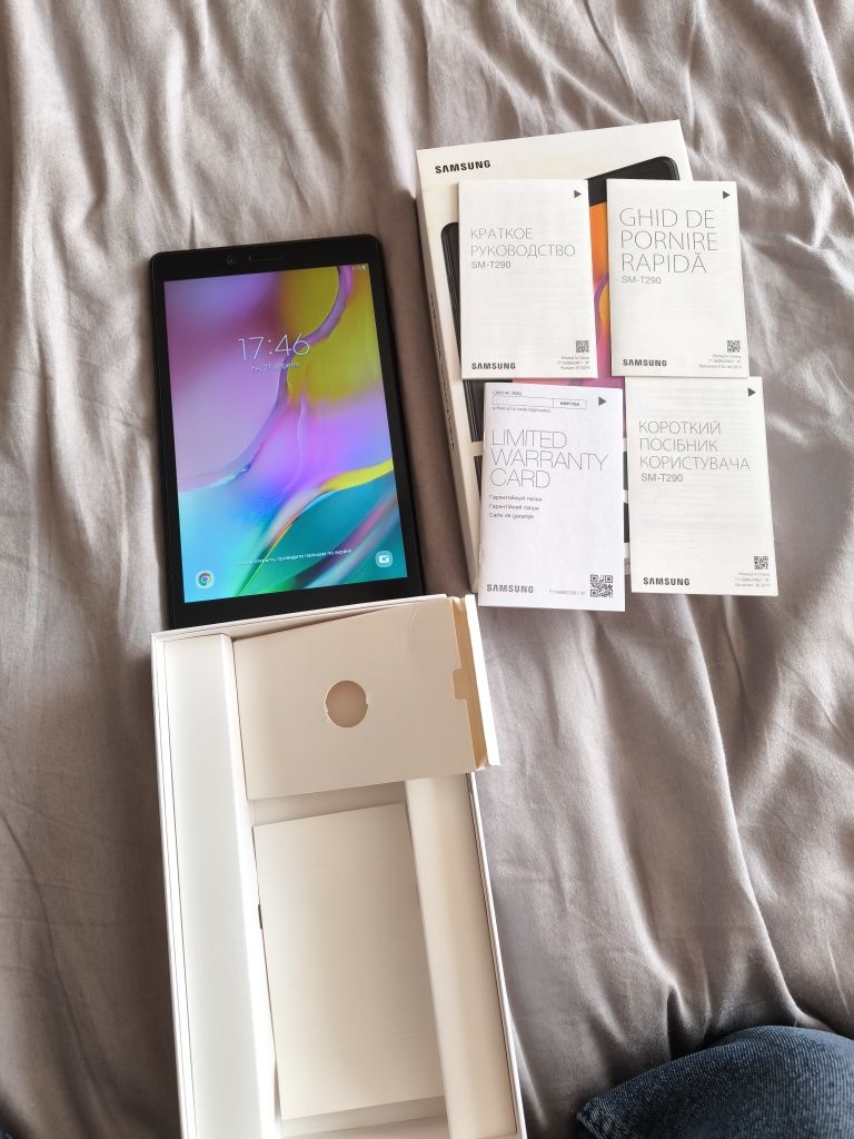 Продам планшет Samsung SM-T290