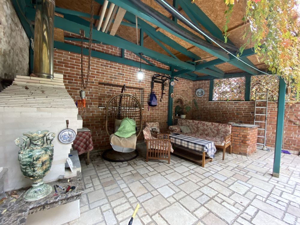 Продаю дом 160м2 в самом центре, возле ресторана Скорини