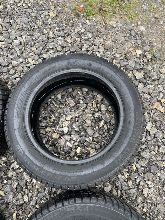 Opony zimowe 205/55 R16” Pneuman Alpine MS4