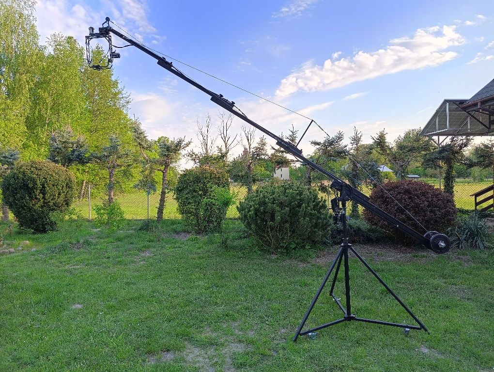 Kran kamerowy FLAMINGO foton 4.5m z głowicą obrotową