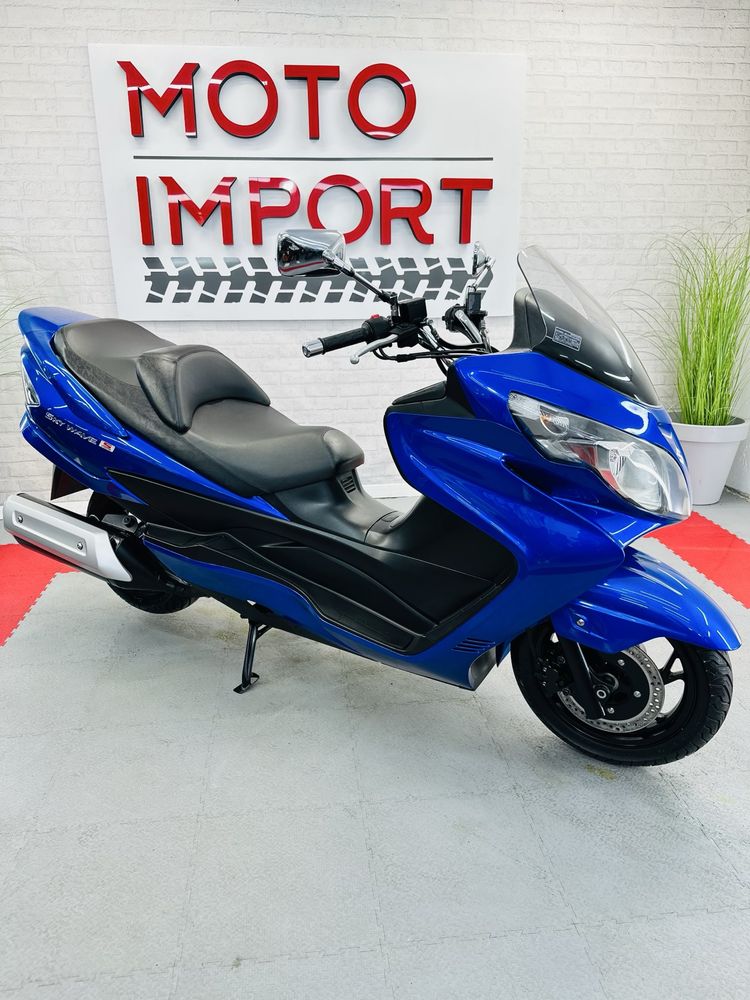 скутер Suzuki Skywave Type S 250 в ідеальному стані тільки з Японії