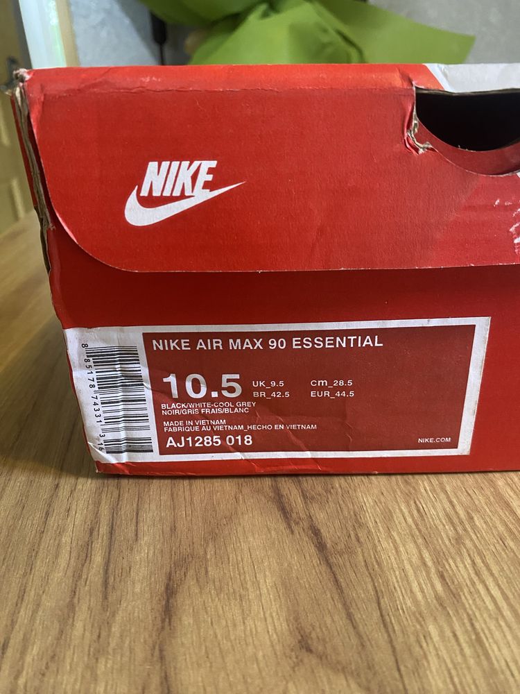 Кросоовки NIKE AIR MAX 90 розмір 44,5( 28-28,5 см )