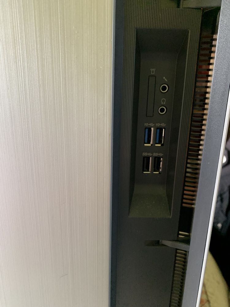 PC Desktop - CPU Torre -  AMD RYZEN 5 2400G 3.600 GHZ