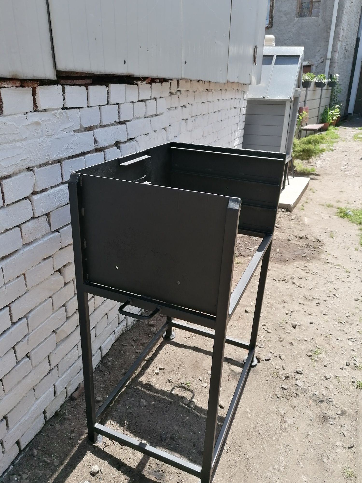 Grill, masywny, ciężki