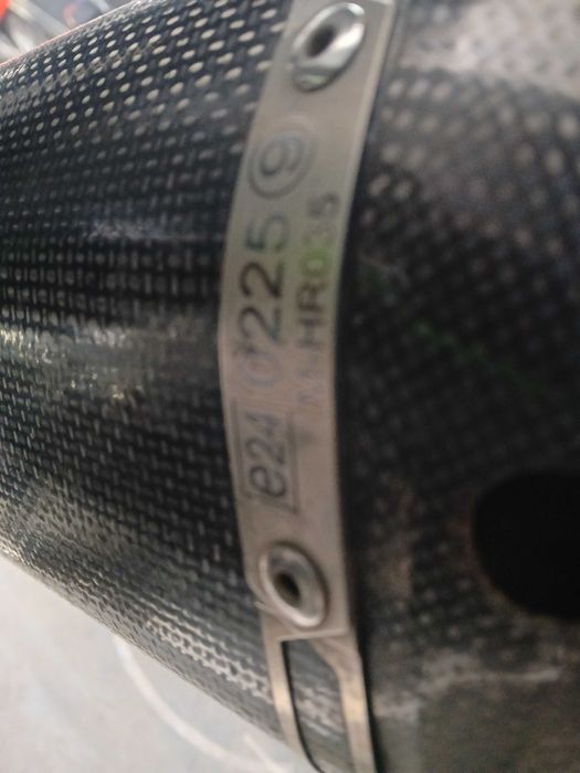 Kawasaki z800 wydech tlumik acrapovic