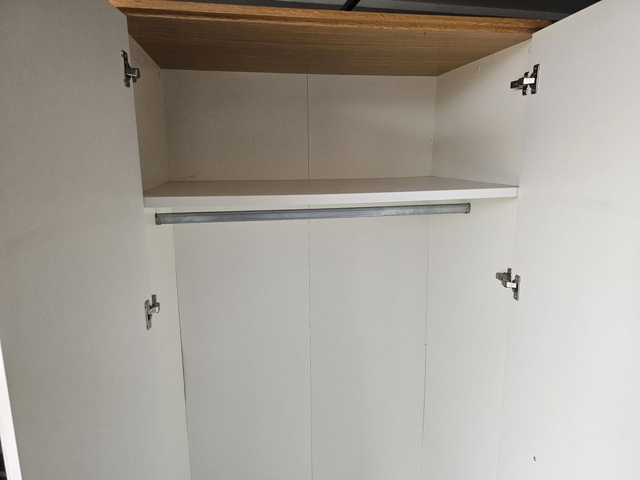 Szafa biała nowoczesna 94cm x 196cmH