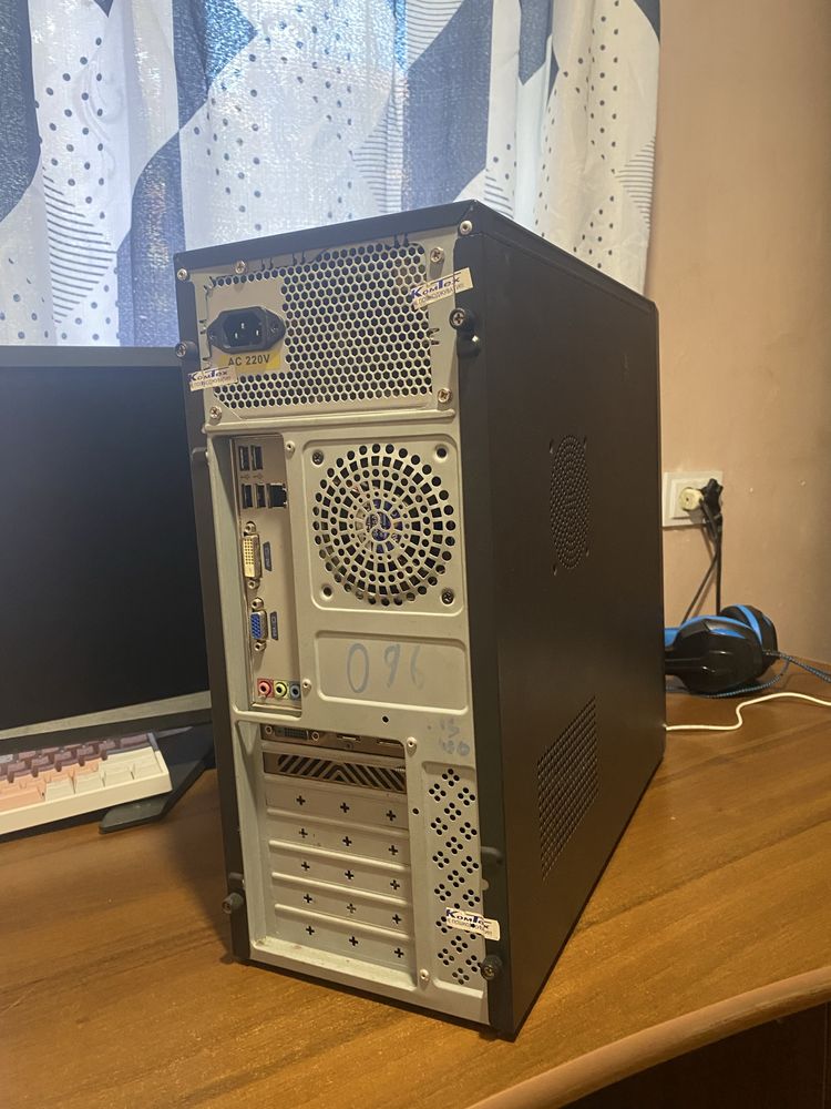 Продам компʼютер