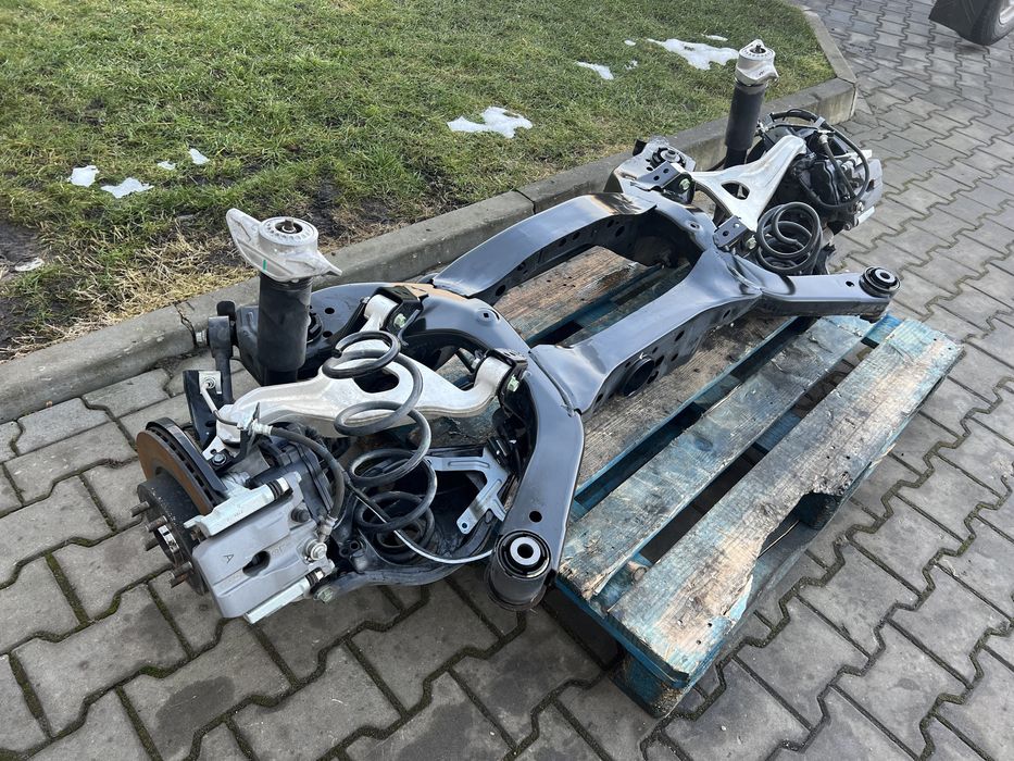 Підвіска важіль підрамник ступиця ричаг rogue t33 рог 20-25р ходова
