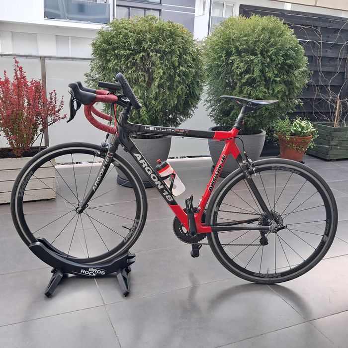 Sprzedam karbonowy rower szosowy Argon 18 karbon.