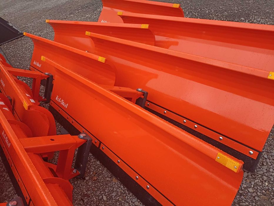 Pług do śniegu C330 C360 Pług śnieżny. Możliwośc hyd Dostawa GRATIS