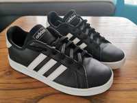 Buty sportowe Adidas