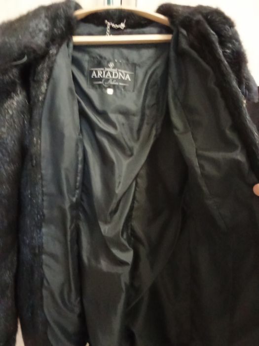Полушубок с меха нутрии 3500
