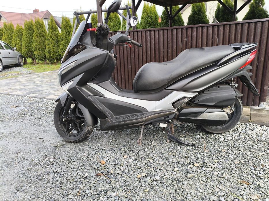 Kymco x town downtown dink street 300/125 ( Burgman,GTS,X max, Forza)