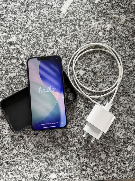 Iphone 13 c/ caixa + carregador original