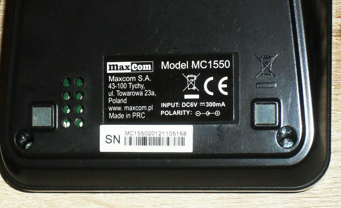 Telefon stacjonarny bezprzewodowy MaxCom typu MC1550