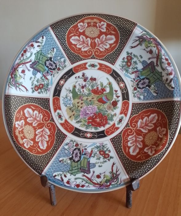 Prato em porcelana japonesa