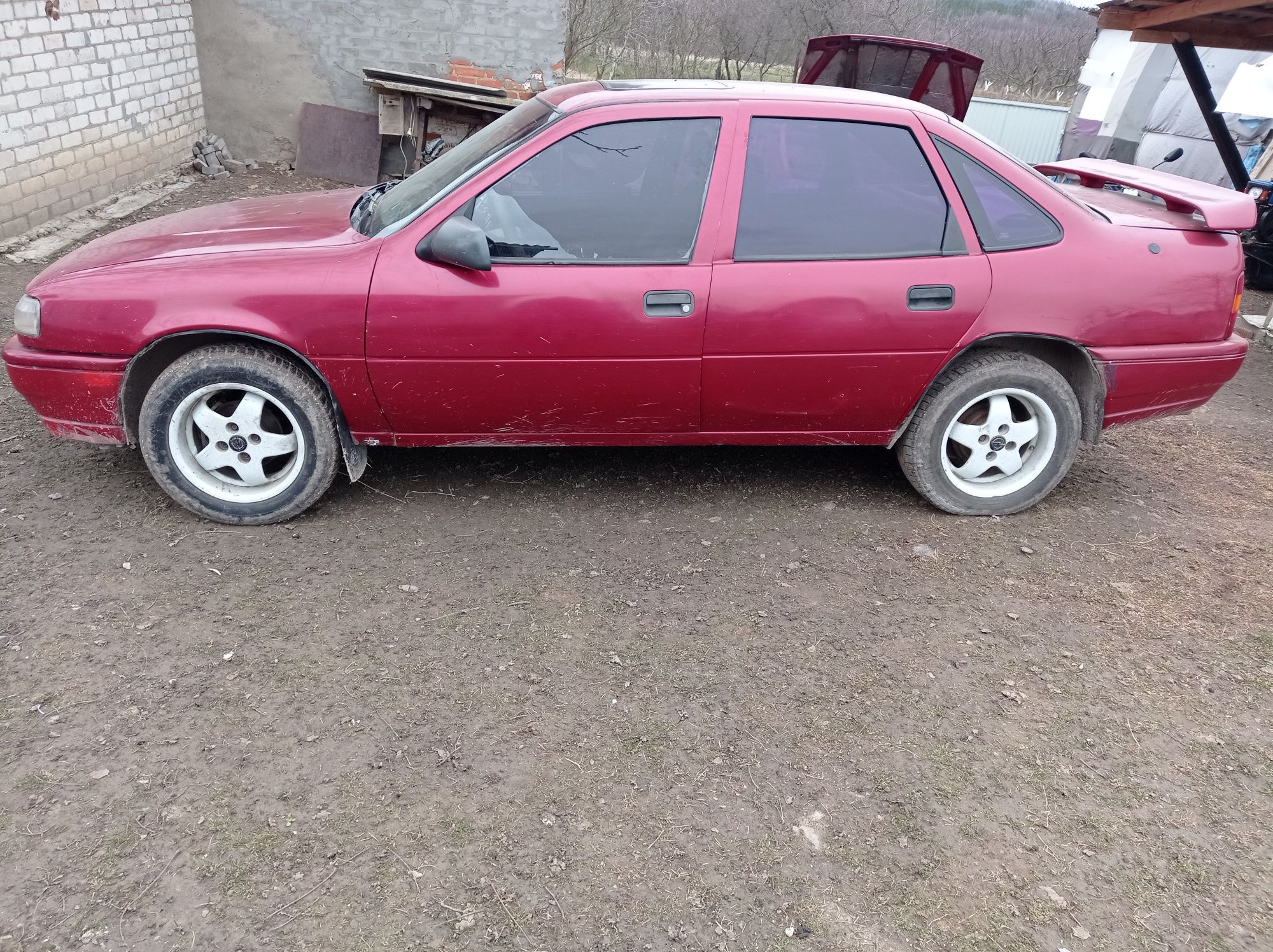 Продам Opel Vectra 1.8