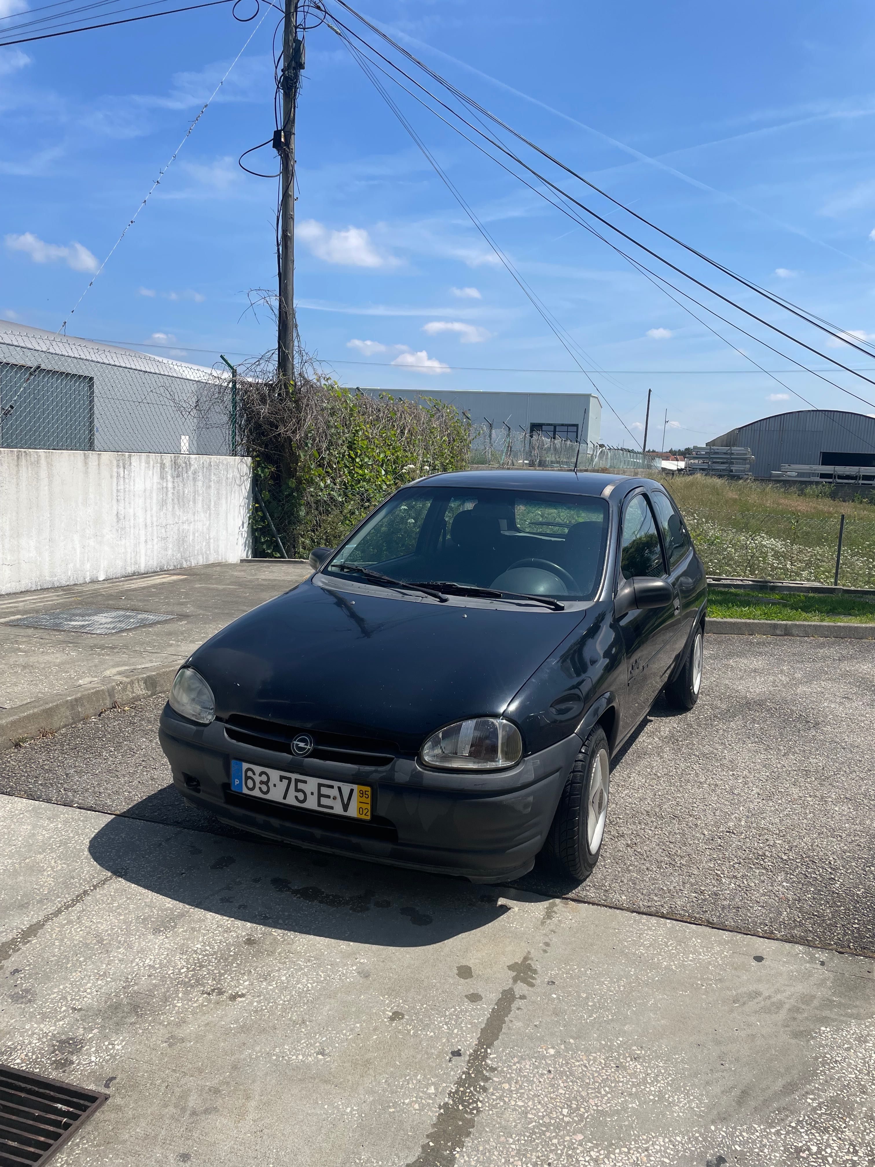 Opel Corsa 1.2 bem estimado