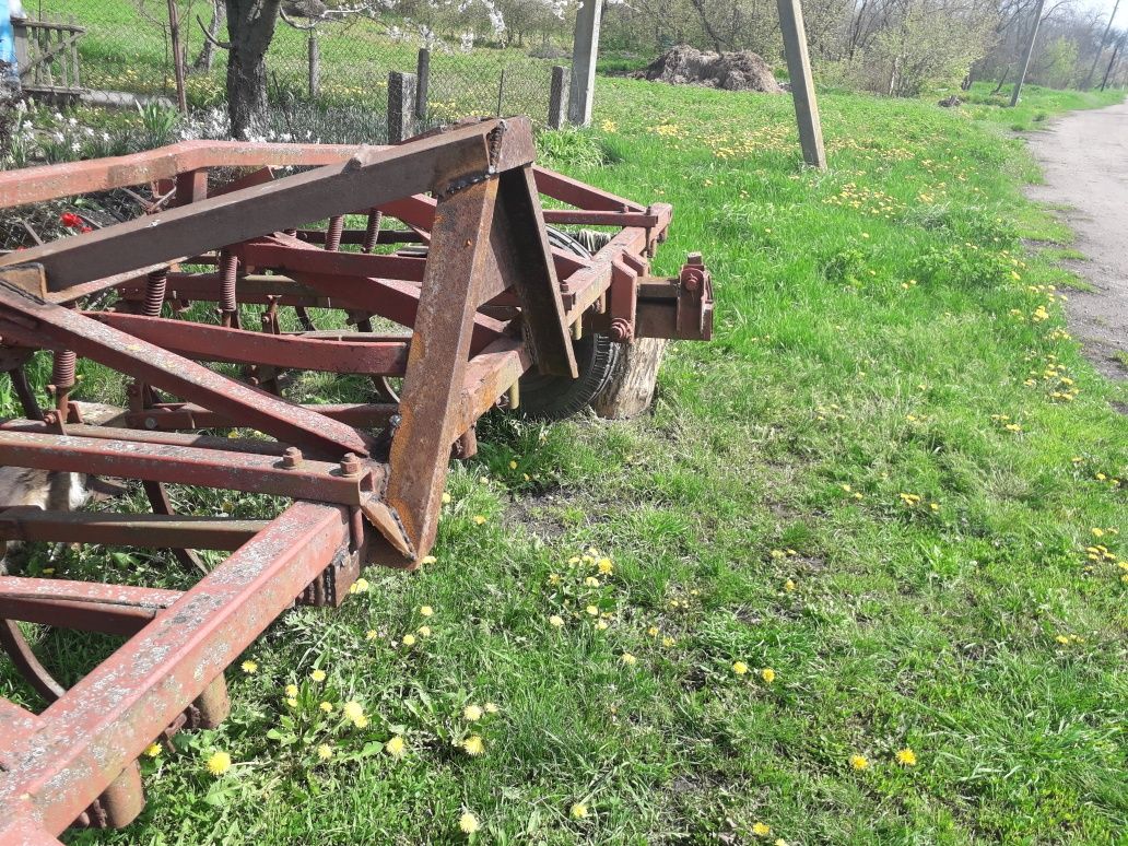 Продам культиватор