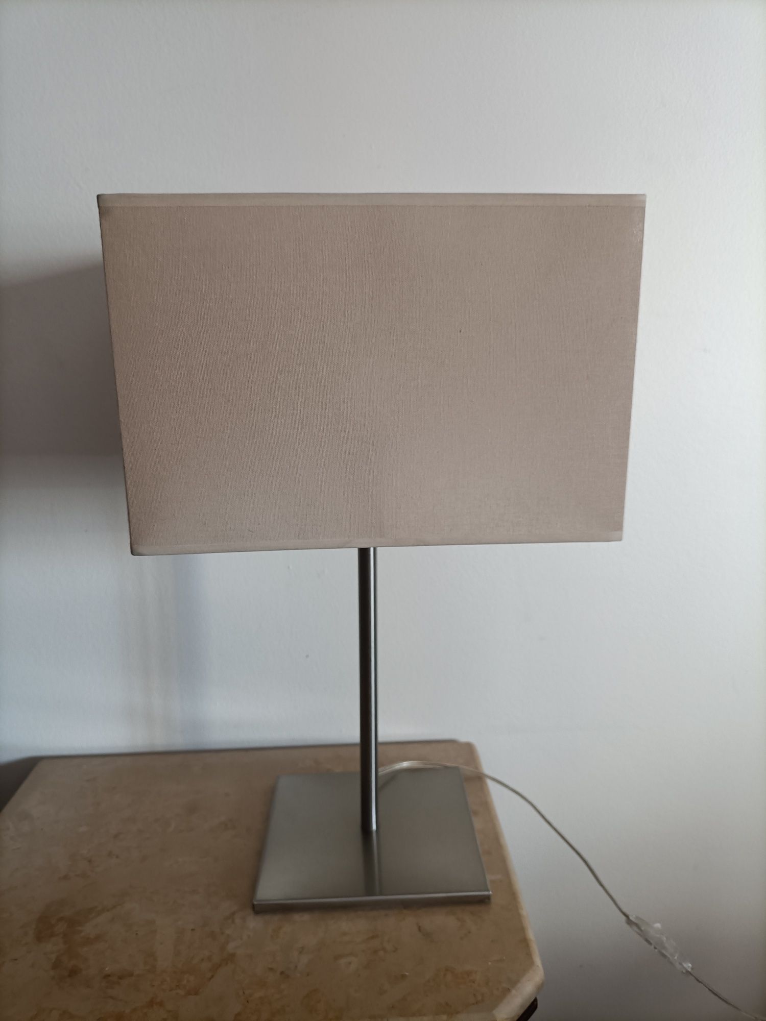 Candeeiro de mesa