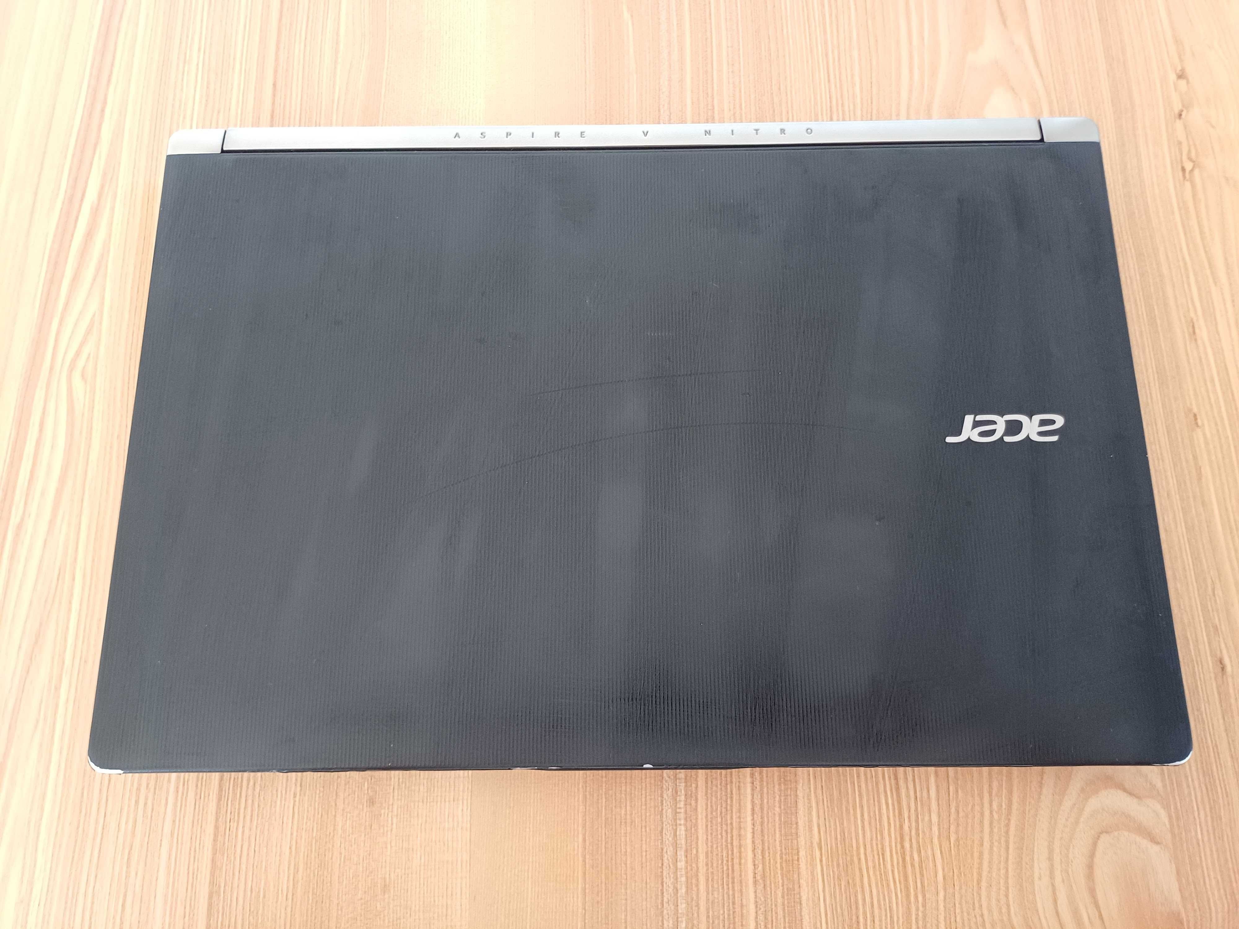 Laptop Acer Aspire VN7-591G