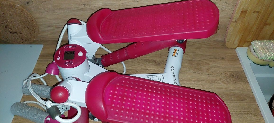 Stepper z linkami Domyos z Decathlon