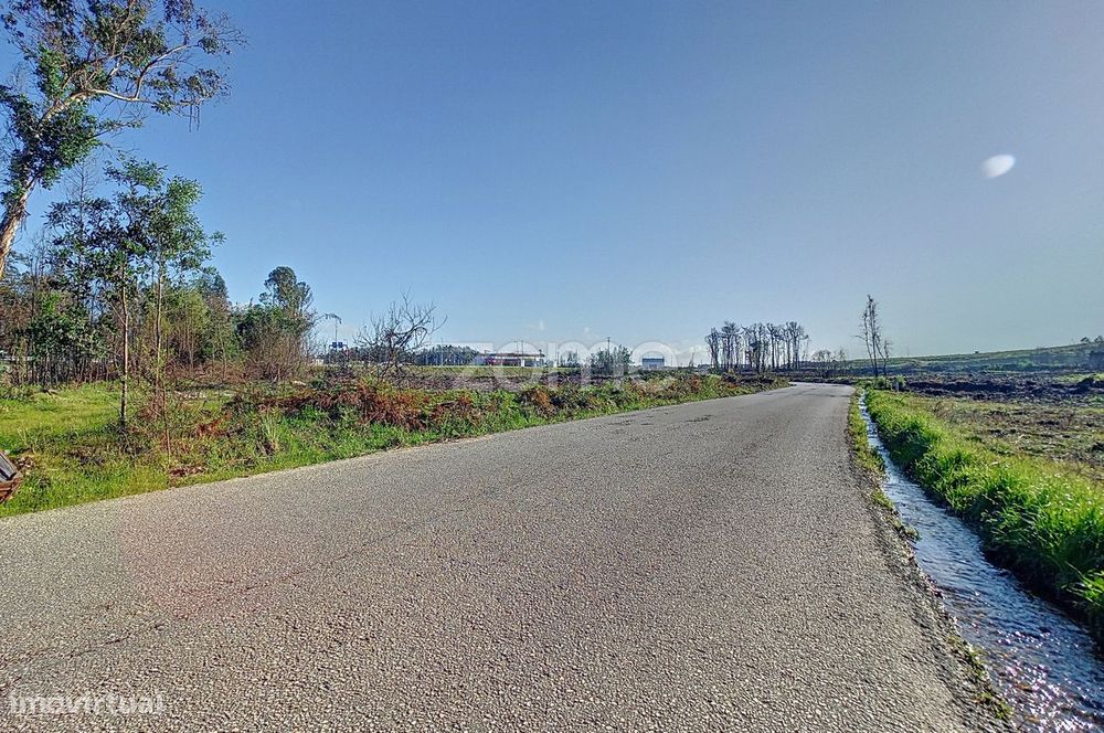 Terreno Industrial Com 20.000 M² Em Aveiro