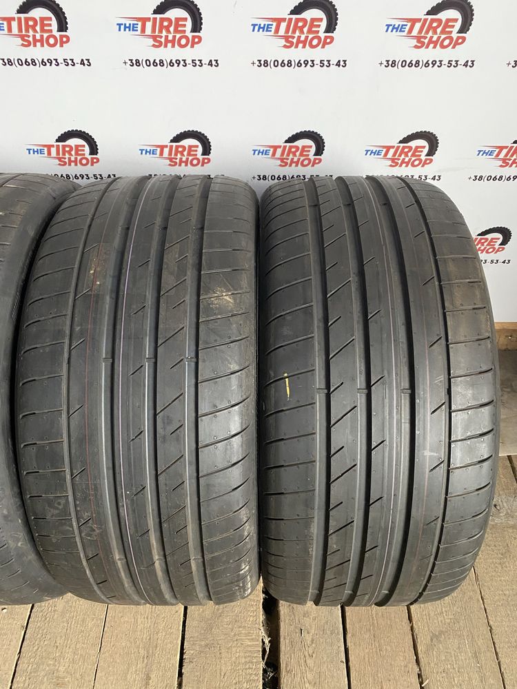 Різноширока літня резина 245/40R19 та 275/35R19 Goodyear SuperSport