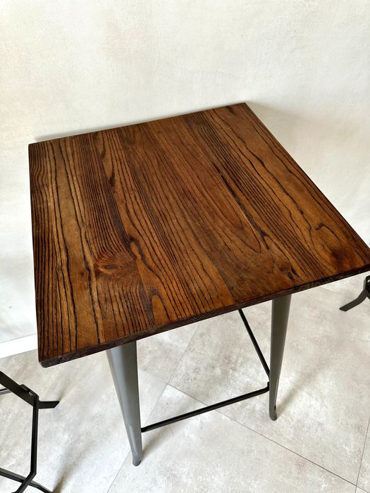 Продається комплект меблів: стіл та 4 стільці